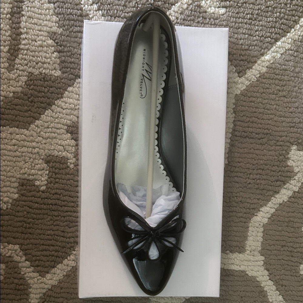 Midnight Velvet Black Glossy Heels with Bow